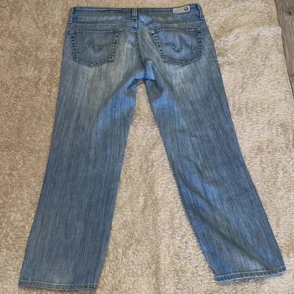 Women’s AG Capri’s - Picture 2 of 6